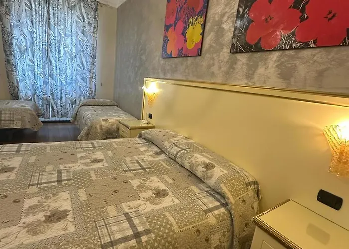 Termini Station Holidays בית הארחה רומא
